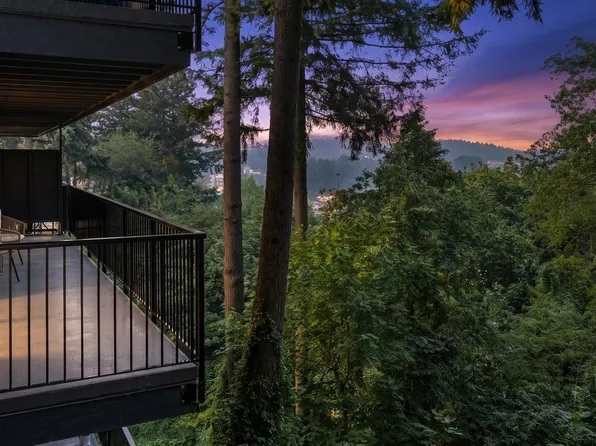 200 Burnham Rd Unit 210, Lake Oswego, OR 97034