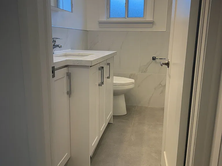 21 Chopin Ave — Photo 21