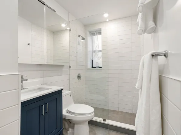 834 Riverside Drive image 24 of 31