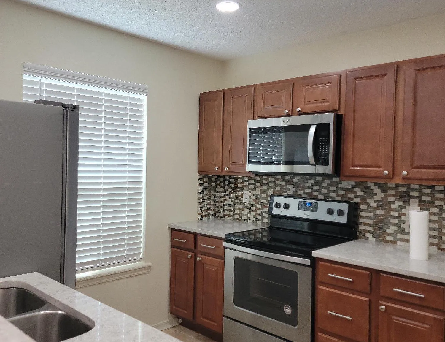 2 bed, 2.5 bath, 1188 sqft, $1,199 — Photo 3