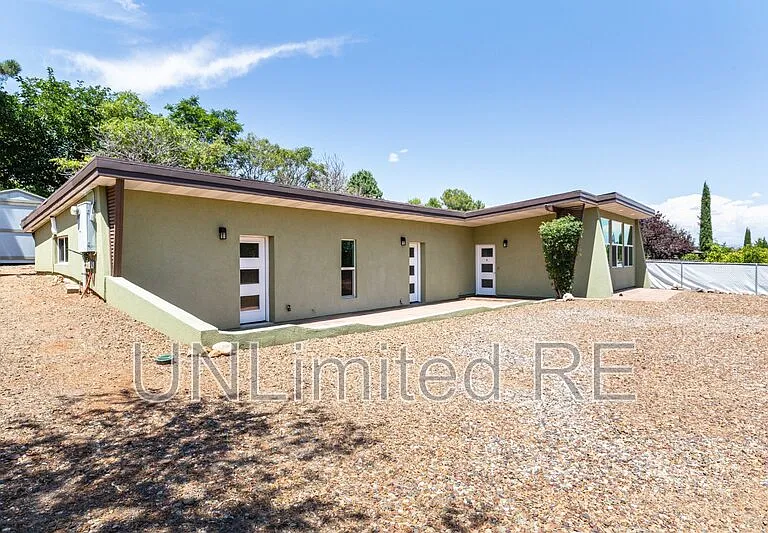 3948 E Del Rio Dr — Photo 14