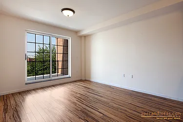 Rented by aptsandlofts.com