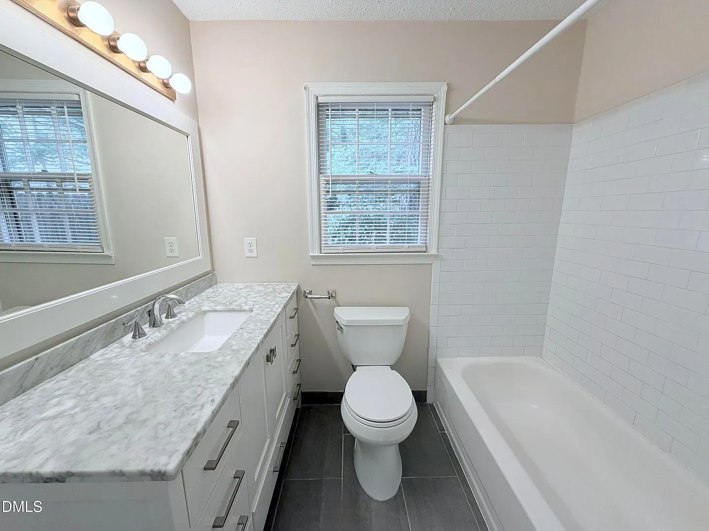 200 Coachman Drive — Photo 4