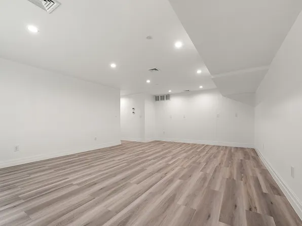 4 Angelas Place image 54 of 63