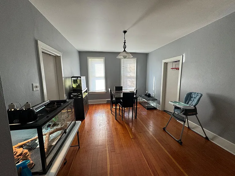 1636 Superior Ave — Photo 9