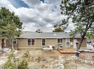 15 William Bonney Rd, Edgewood, NM 87015