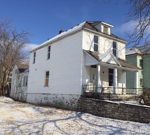 2nd image of 644 Ohio Ave