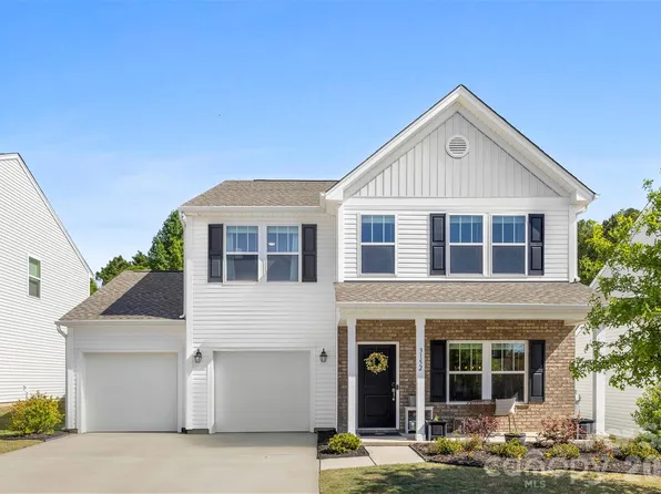 3152 Pinehills Way, Mount Holly, NC 28120