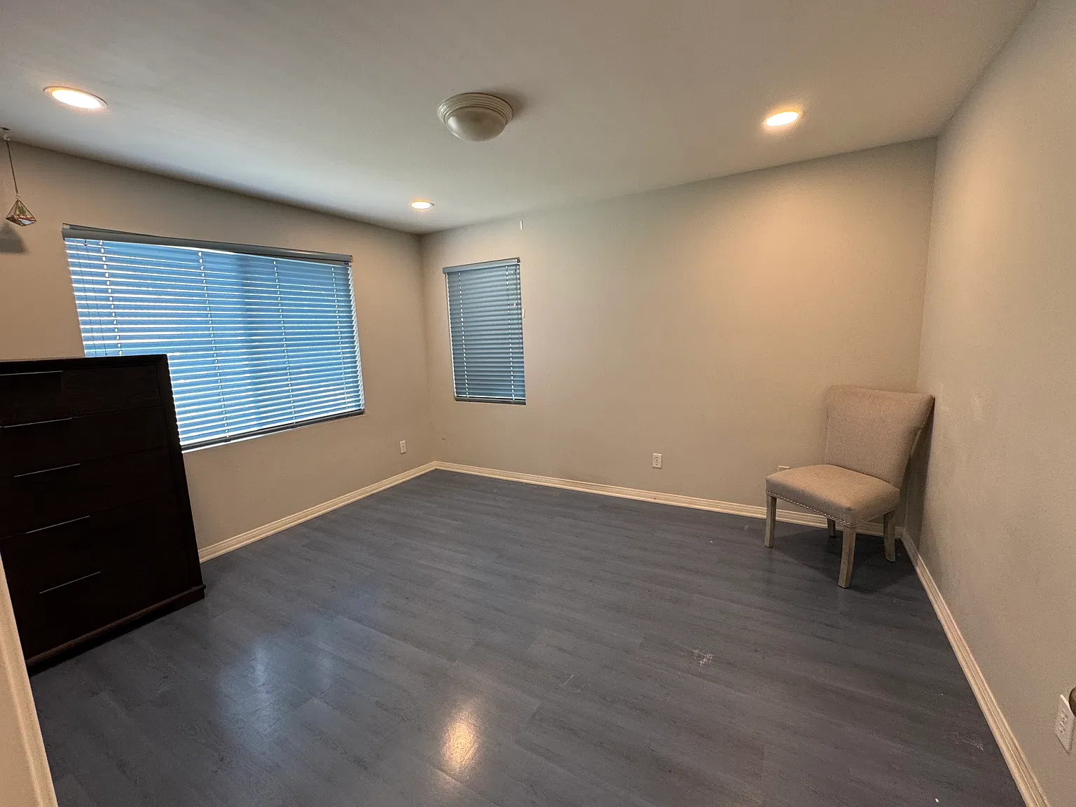 5 bed, 2727 sqft, $7,750 — Photo 3