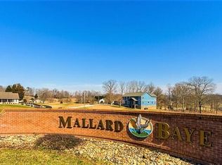 198 Woodstock Dr, Rutledge, TN 37861