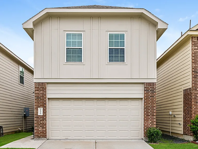 21510 Kimro Ln — Photo 1