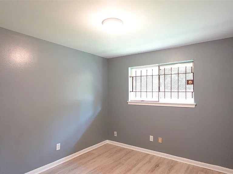10642 Wolbrook St — Photo 6