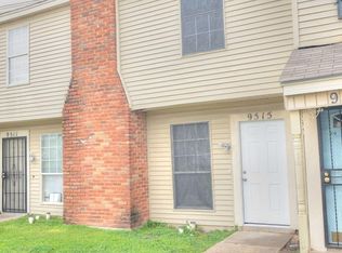 9515 Olde Towne Row, Dallas, TX 75227