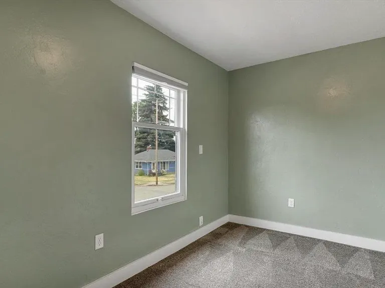 1282 N 3rd Avenue 350 E — Photo 5