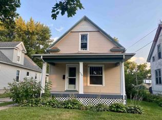 1520 21st Ave, Rock Island, IL 61201