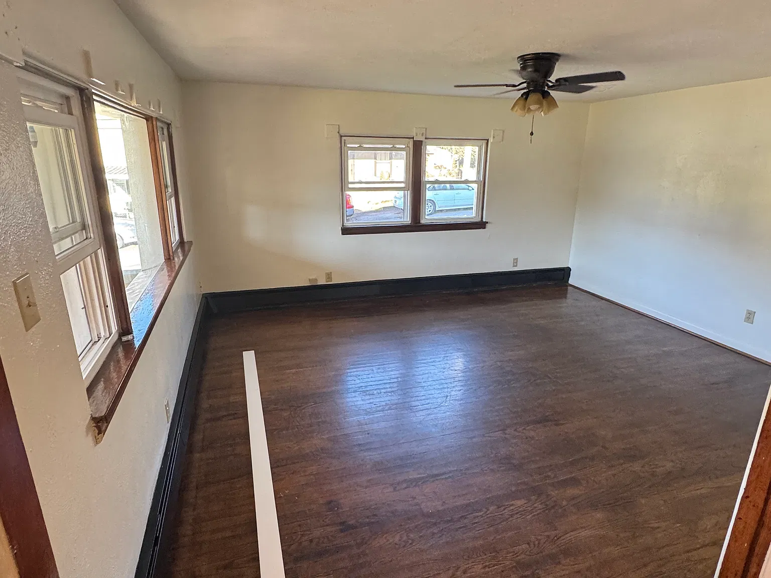 2 bed, 900 sqft, $950 — Photo 1