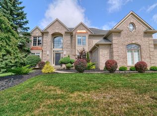 55573 Parkview Dr, Shelby Township, MI 48316