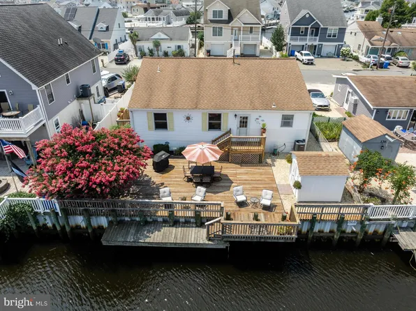 140 Morton Dr, Manahawkin, NJ 08050