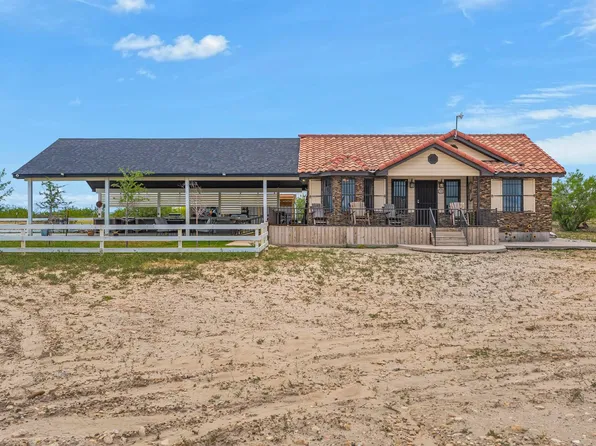 3458 Mangana Hein Rd, Laredo, TX 78046