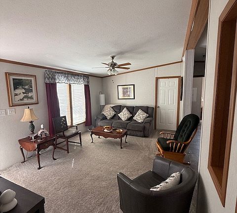 4th image of 25 Edwards Rd
