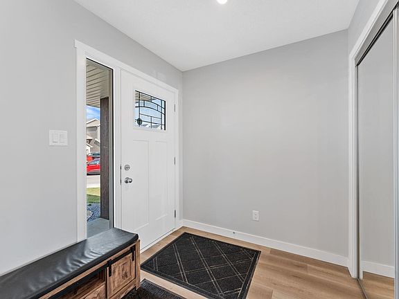 5th image of 17355 6th St NW