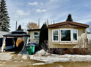 219 Grant St #52, Saskatoon, SK S7N2A5