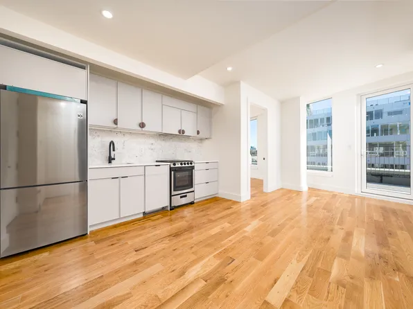 33 Franklin Street image 1 of 15