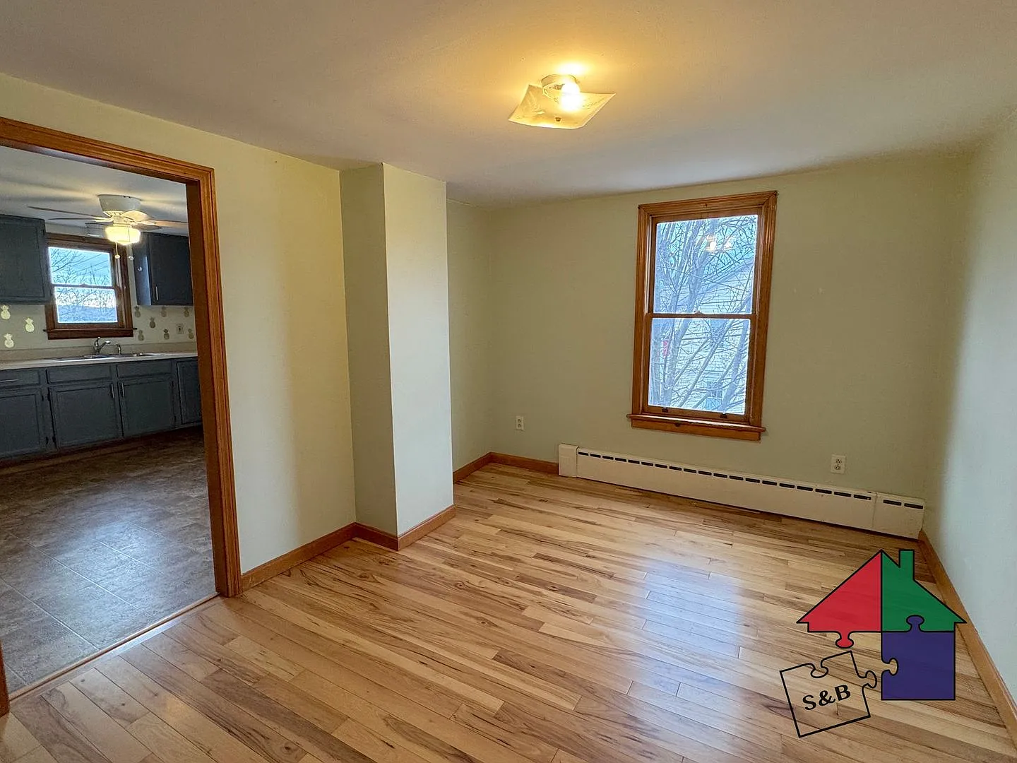 109 Maple Street, Burlington — Photo 4