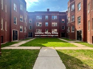 4031 W Melrose St APT 1S, Chicago, IL 60641