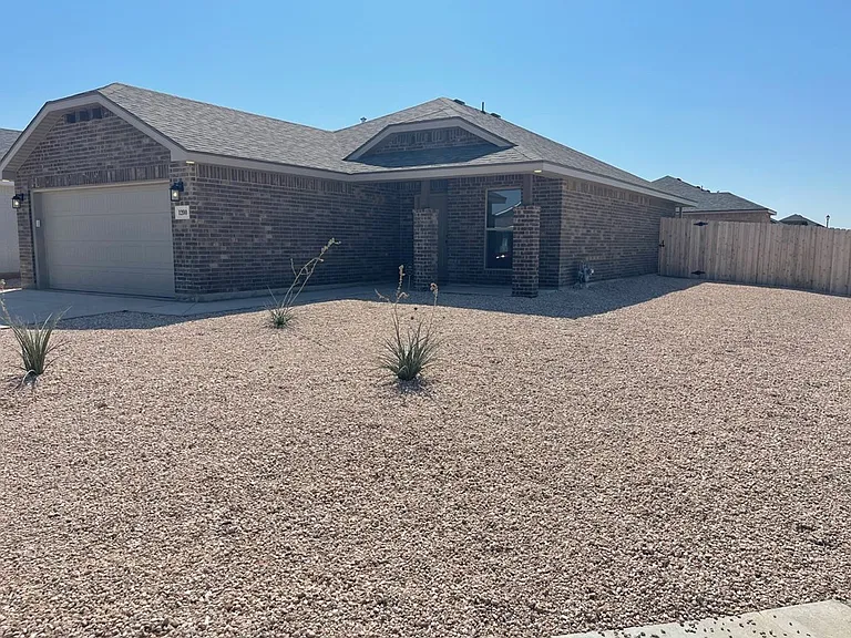 1200 Hogback Way — Photo 2