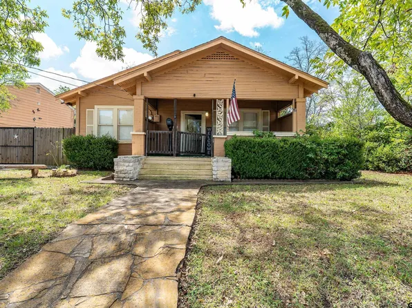 717 Adams St, Jacksonville, TX 75766