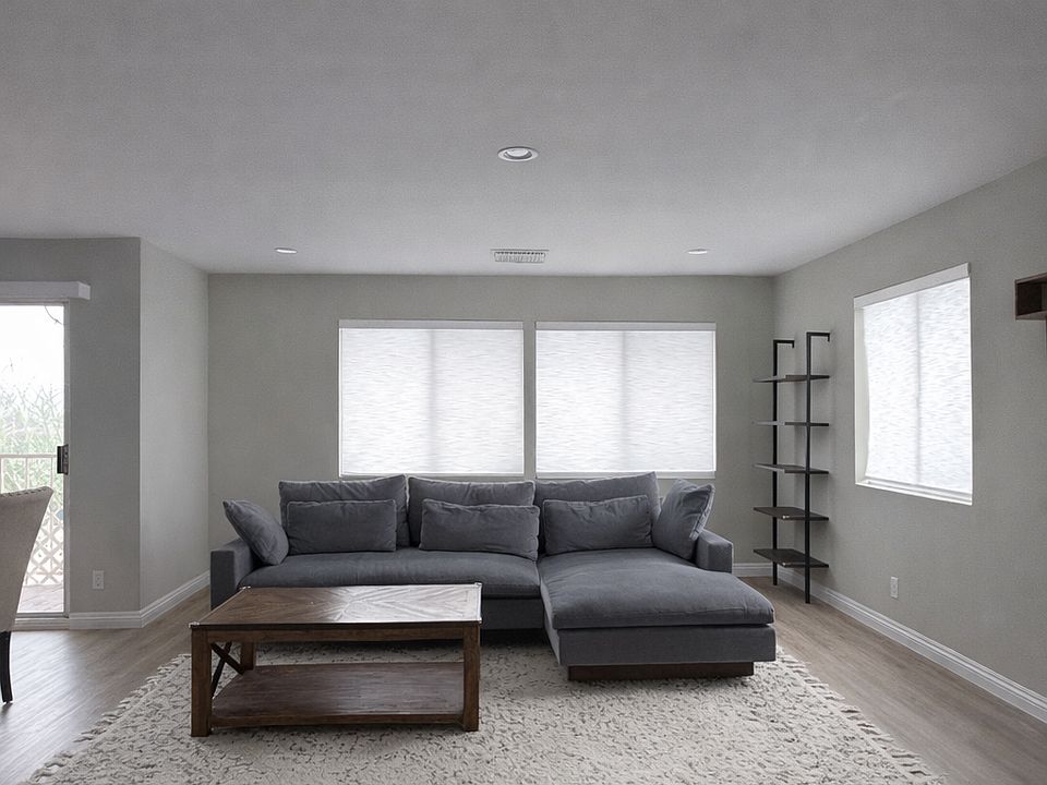 1st image of 818 W 6th St #1