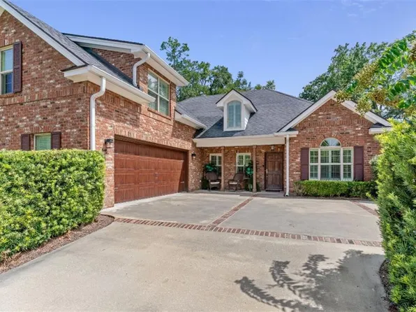 1086 Sinclair Pointe St, Saint Simons Island, GA 31522