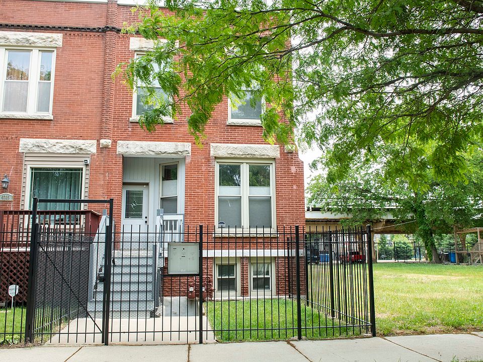 Garden apartment in a building located steps away from 43rd street green line station.