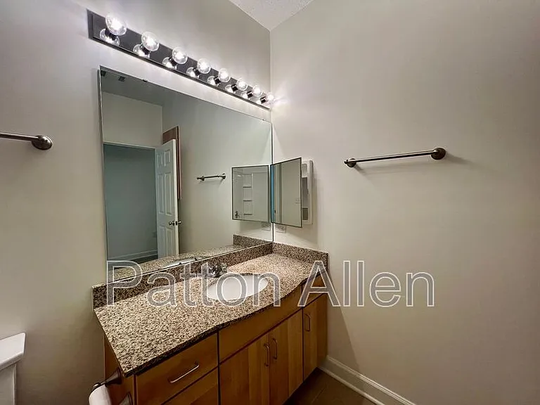 2000 Olde Eastwood Village Blvd #106 — Photo 28
