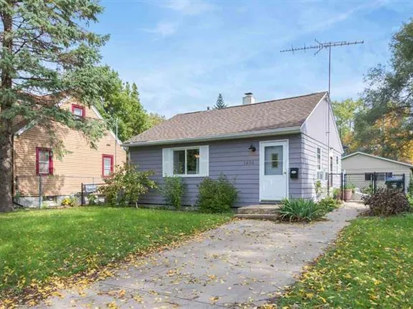 1610 Crescent St, Iowa City, IA 52240