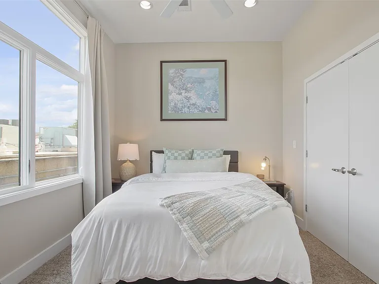 1702 S Lamar Blvd #3 — Photo 21