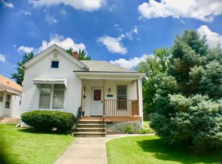231 N Charles St, Carlinville, IL