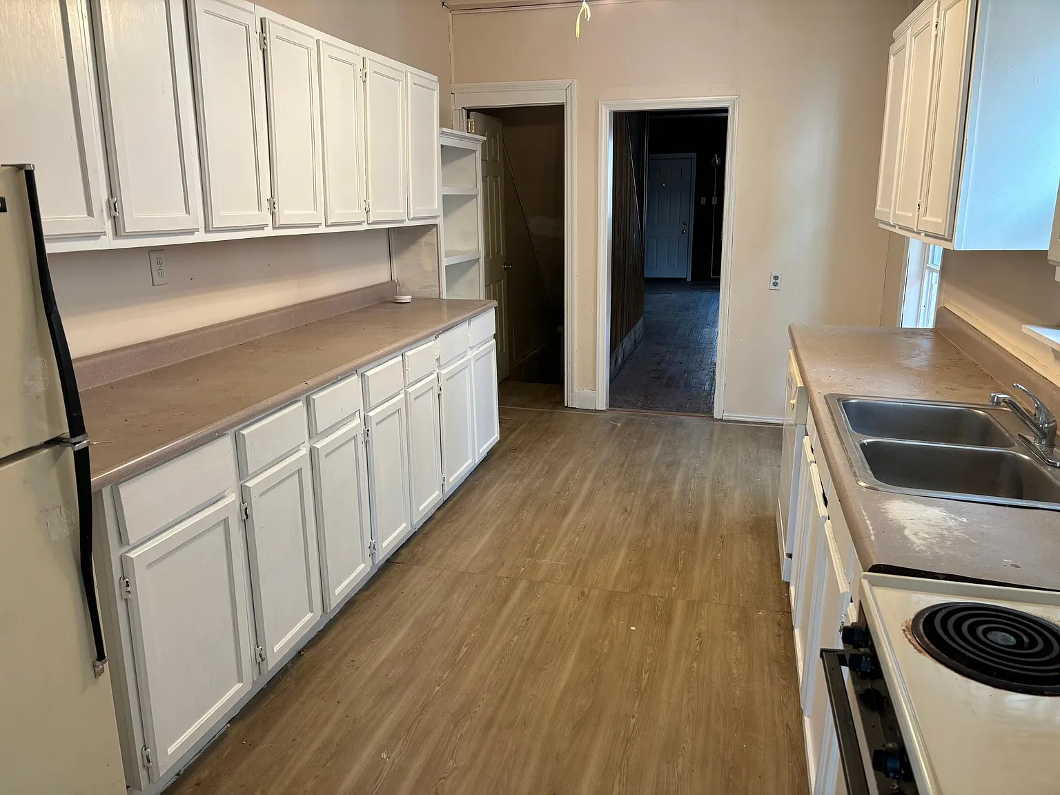 5 bed, 1715 sqft, $1,245 — Photo 3