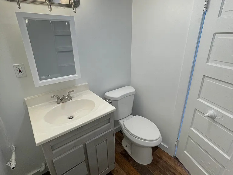 656 Leonard St NW #2B — Photo 12