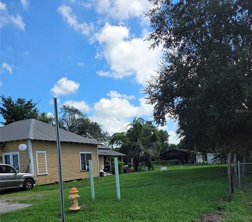2nd image of 1092 SE HILLSBOROUGH AVENUE