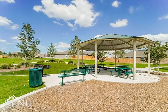 109 Fox Glen Trl — Photo 22