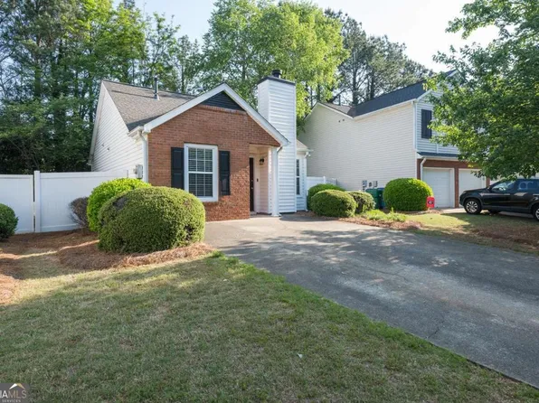 207 Daventry Way, Woodstock, GA 30188