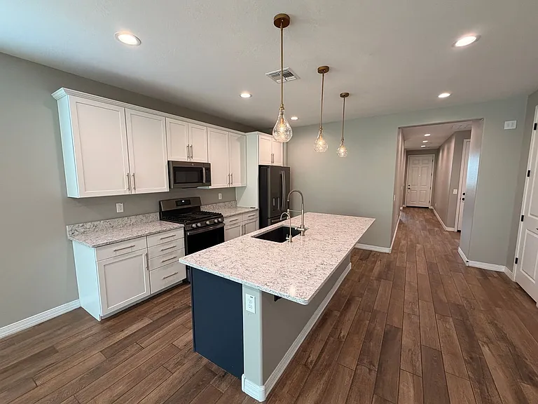 17818 W Buckhorn Trl — Photo 4