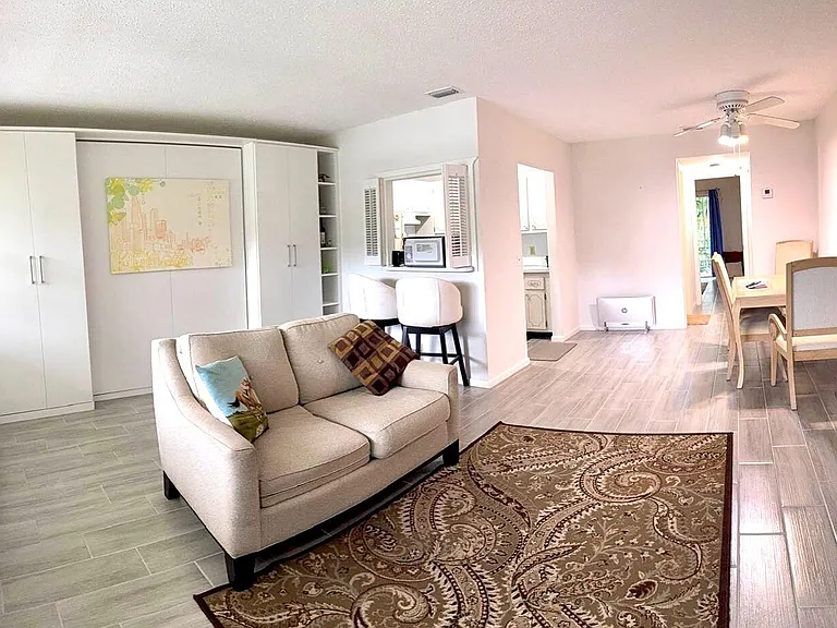 63 Windsor Dr #C — Photo 7