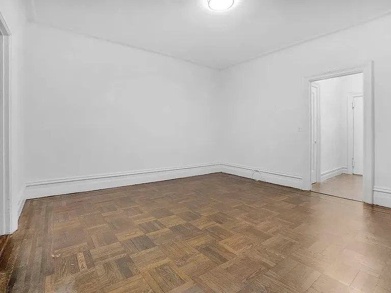 206 W 104th St #35 — Photo 3