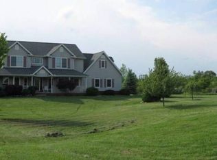 9225 Rolston Rd, Gaines, MI 48436