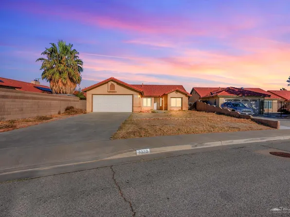3332 Clark St, Rosamond, CA 93560