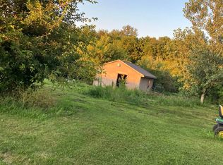 5304 Wesley Chapel Rd, New Berlin, IL 62670