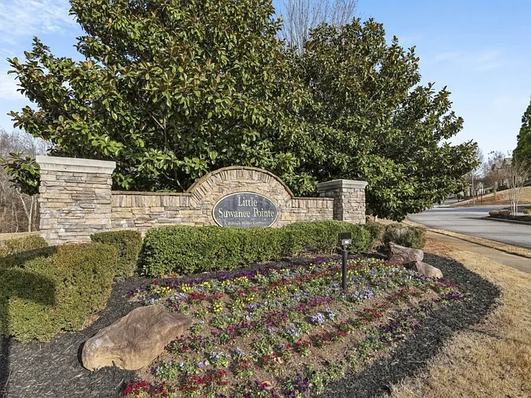 2367 Suwanee Pointe Dr #2367 — Photo 28